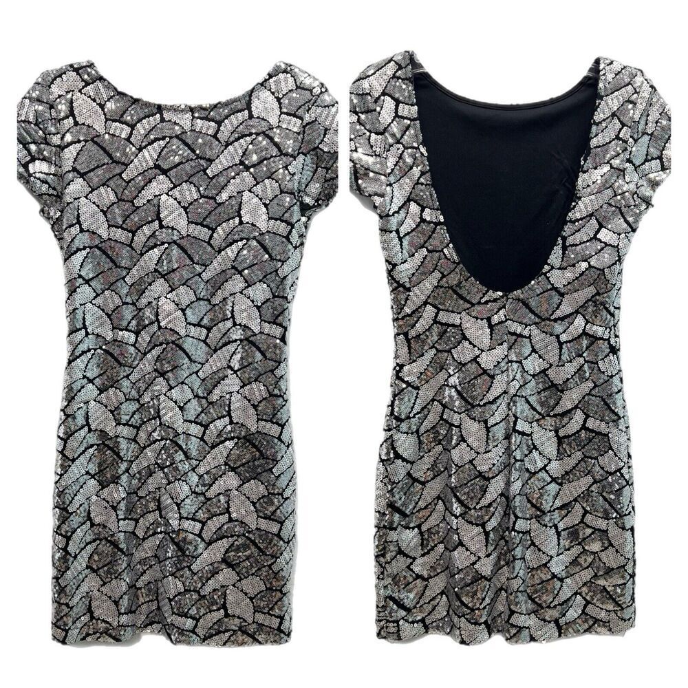 S.Y.L.K. Mini Party Dress Women MEDIUM Sequined Silver Black Low Back Y2K